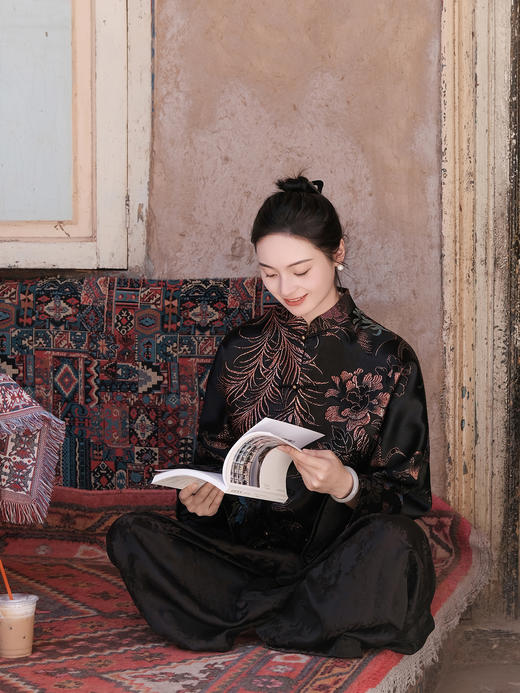 盛唐牡丹盛奢系列|织金老软缎牡丹金鱼对开立领外套(特殊商品不退不换) 商品图4