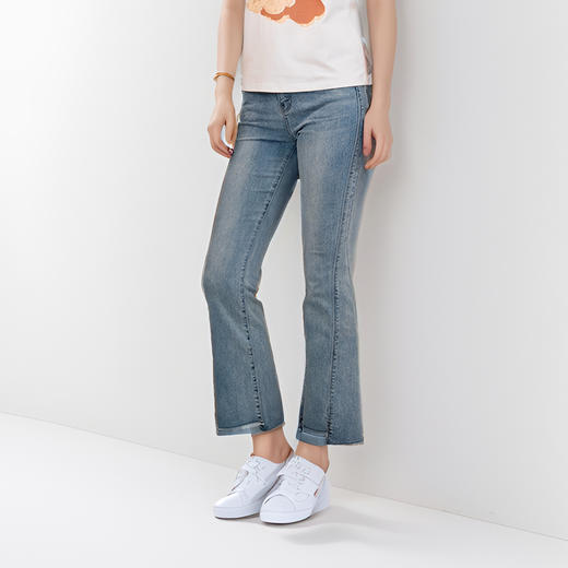 谜底微喇浅色牛仔裤女2024秋季款百搭修身喇叭裤九分裤247MK5007 商品图1