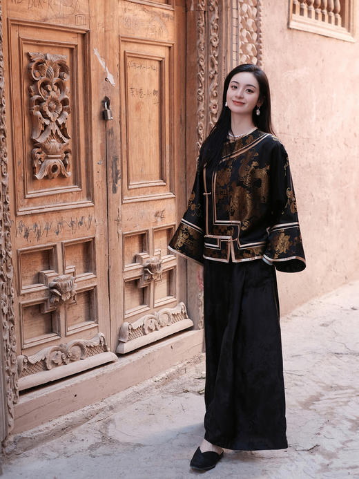 盛唐牡丹盛奢系列|织金老软缎龙纹圆领外套(特殊商品不退不换) 商品图0