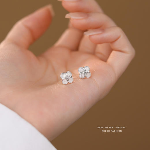 【四叶香微】S925银猫眼石四叶草耳饰【YXS-E4264】 商品图1