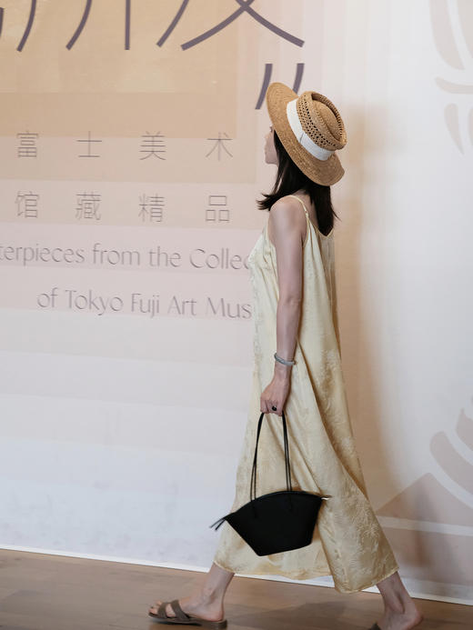 盛唐婧 |提花真丝缎竹鸟纹百搭吊带裙 商品图3