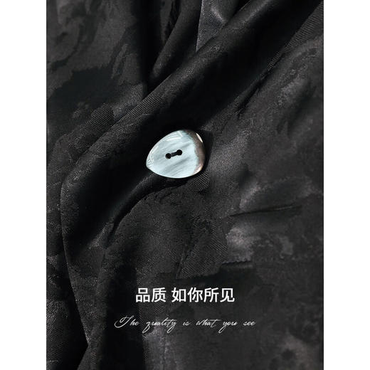 COCOBELLA新中式暗纹提花丝光缎面西装女春夏丝滑通勤外套SC7002 商品图4