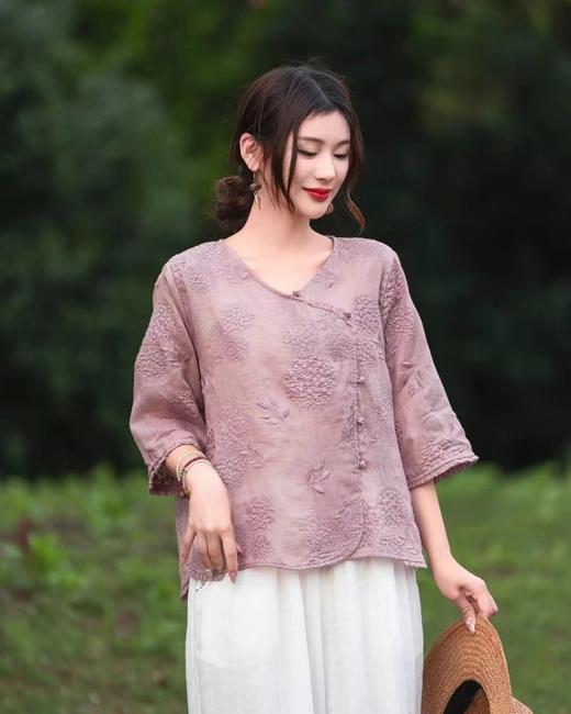 【YW】无忧购国风宽松复古V领斜襟刺绣苎麻上衣6623（截单后7天发货)25年清仓捡漏 商品图4