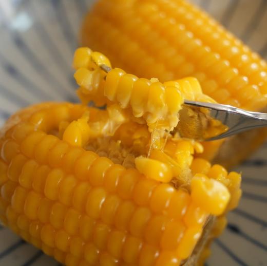 【有机黄黑糯玉米段】内蒙黄/黑糯玉米 富含膳食纤维和维生素 颗粒饱满  1小时快速锁鲜真空包装 便捷！非转基因 0添加 放心吃~ 商品图3