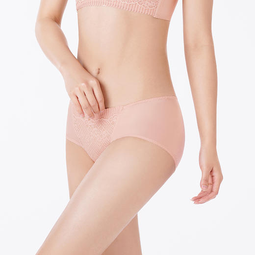 都市丽人内裤薄透丝滑三角裤蕾丝+泳布女士内裤YPT2C8 商品图2