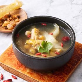 干贝花胶鸡汤 Dried Scallops and Fish Maw Chicken Soup