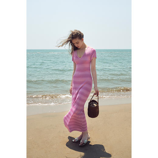 HeyDress渐变针织连衣裙女夏季法式V领条纹设计感冰爽丝段染裙子 商品图0