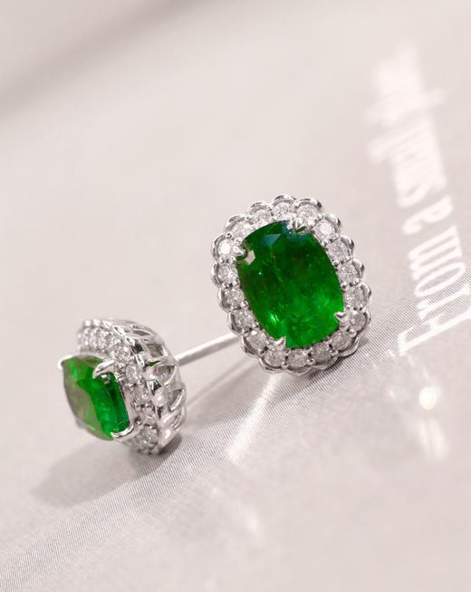 1.75ct 祖母绿耳钉 商品图1