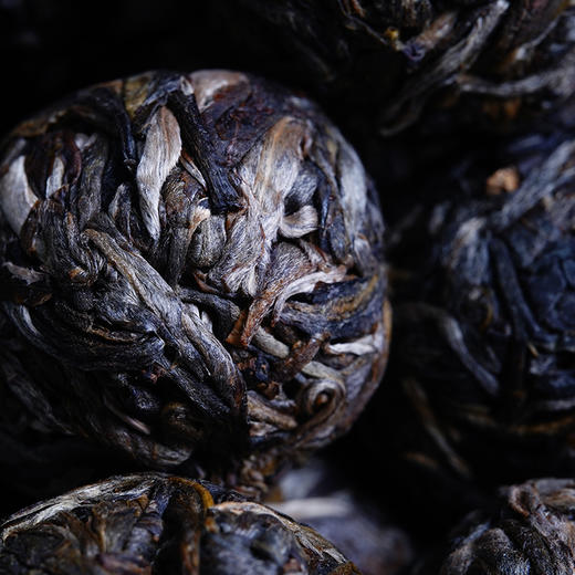 【昔归龙珠】临沧“茶霸王”普洱茶生茶2023年春茶云南古树小沱茶特级茶叶70g/罐 商品图1