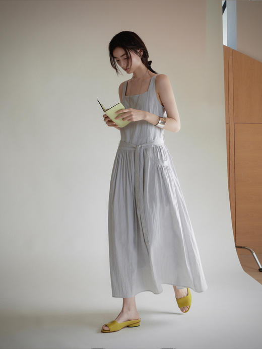 【现货】Even Vintage| 浪漫之美 气质方领克莱茵蓝显白吊带连衣裙 商品图4