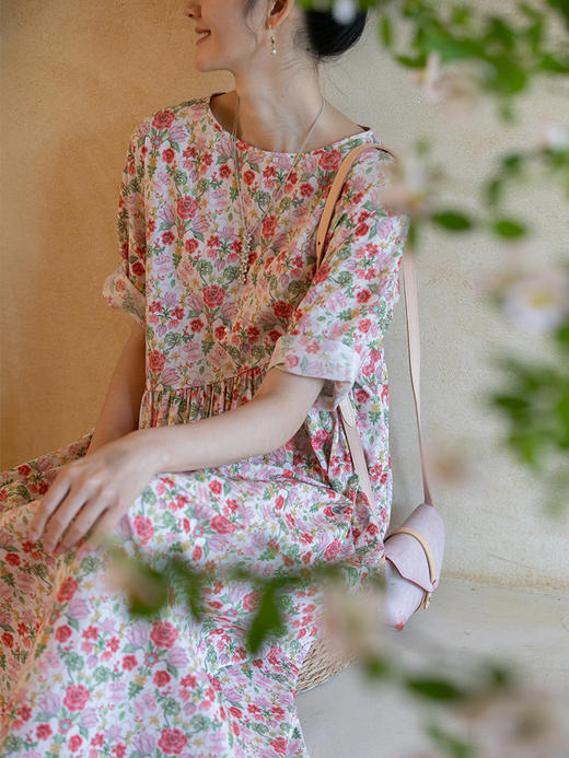 牧衣游原创 蔷薇印花棉连衣裙新款宽松文艺浪漫粉色碎花裙 渡月 商品图3