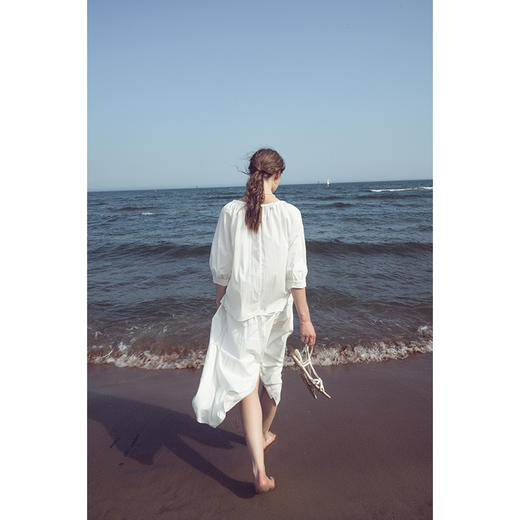 （小眠专属）HeyDress法式白色气质套装女夏季圆领抽褶宽松衬衫高腰花苞半裙 商品图1