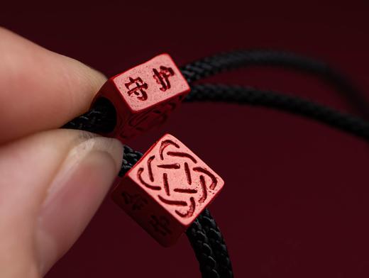 山鬼花钱朱砂吊坠，镶银镀金 商品图5