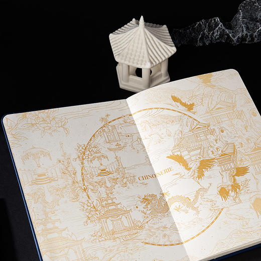 大英博物馆 东方梦境系列 龙腾吉祥 硬面笔记本A5 商品图1