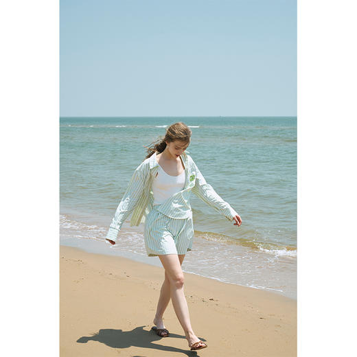 HeyDress复古条纹套装女夏季宽松撞色设计感刺绣衬衣百搭显瘦短裤 商品图2