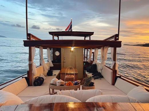 【普吉岛包船】HANNA长尾船|欢迎饮料&小吃软饮+时令水果+浮潜垂钓+网红打卡点拍照|1-6人 商品图7