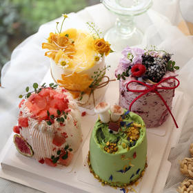 缤纷分享（4个3寸口味蛋糕组合，包10元跑腿，下单默认收取20元配送费用，按实际地址多退少补）