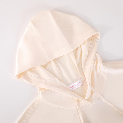 【商场同款】熳洁儿 女士家居服桑蚕丝短袖短裤户外休闲套装宽松舒适可外穿24203235 商品图3