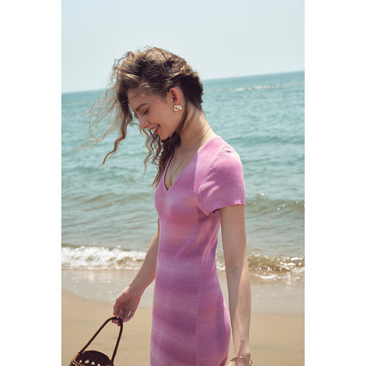 HeyDress渐变针织连衣裙女夏季法式V领条纹设计感冰爽丝段染裙子 商品图3