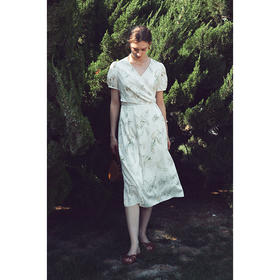 HeyDress原创香蕉印花连衣裙女夏季法式收腰设计优雅气质裹身裙子