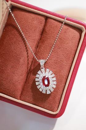 1.0ct 红宝石吊坠