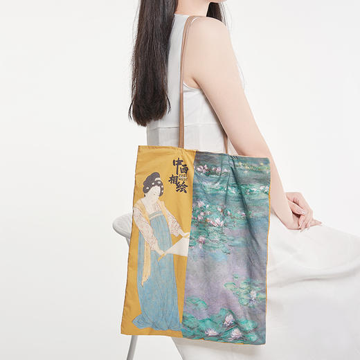 MFA美术博物馆礼遇东西系列 睡莲捣练图大容量帆布包单肩包-驼色  睡莲捣练图帆布包单肩包 商品图1