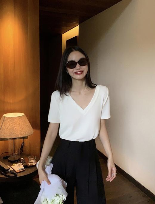 亏钱清仓🔥韩国小姐姐最爱的【AMTN宽松显瘦百搭V领T】💰59元秒完下架！总库存就1000来件！且买且珍惜 商品图3