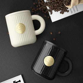 GE-CK24AW-B83系列 可口可乐联名款徽章保温马克杯