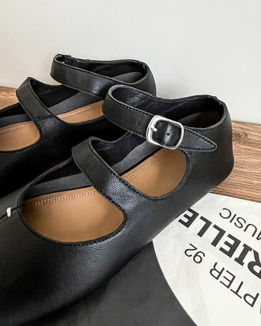 现货 THS 6.29-限时 M6家 女士 新款在售 巨巨软羊皮分趾皮鞋 BZ1187 商品图4