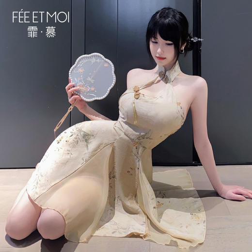 【霏慕】新中式A字露臀印花旗袍6246情趣内衣性感裸背古风制服 商品图3