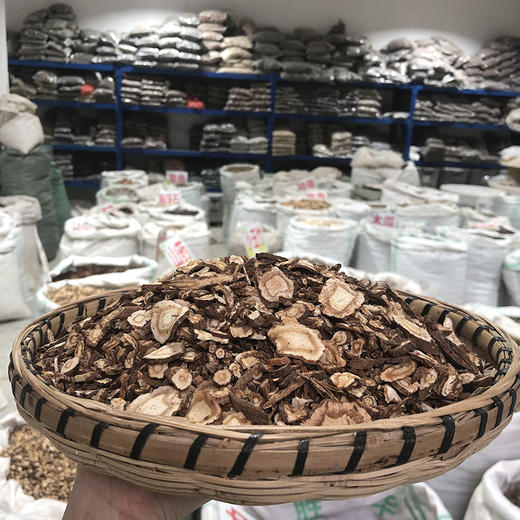 前胡 质软，香气浓郁，有黄棕色油点中药材 商品图1