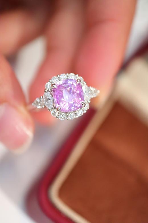 2.04ct 蓝宝石戒指 商品图0