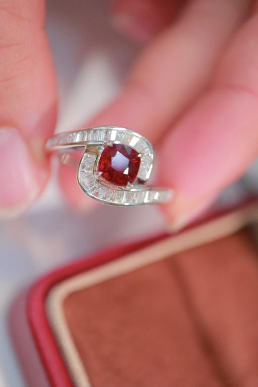 1.09ct 红宝石戒指 商品图0