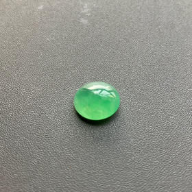 冰种阳绿翡翠大蛋面