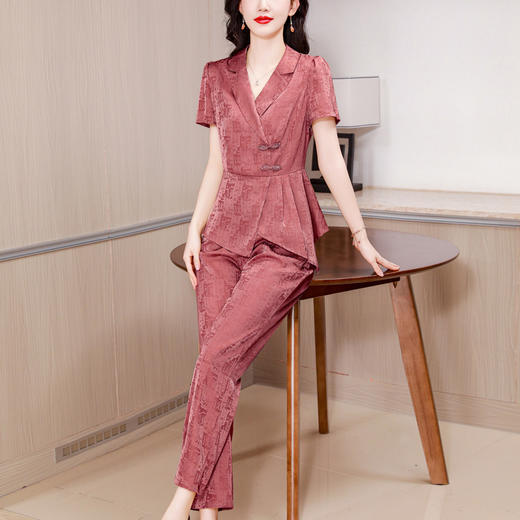 AHMqyfs8917 复古气质西装领短袖上衣阔腿裤两件套女2024夏季新款时尚古提花套装 商品图2