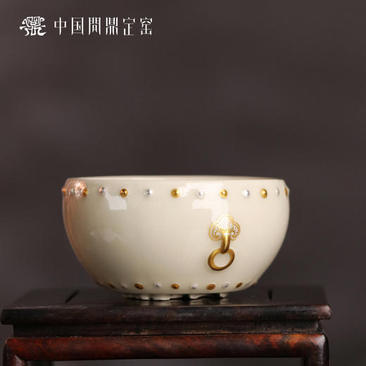 问鼎定窑金银错战鼓杯 商品图0