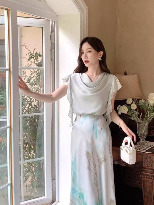 张心子【浪漫马黛】高级感荡领飞袖上衣女夏新款气质洋气小衫 U2406001 商品图3