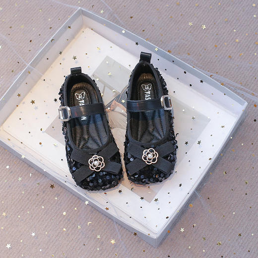 【干爽内里，舒适透气不捂脚】童鞋2024秋季新款 韩版小香风 亮片花朵女童 时尚皮鞋 公主鞋-QQ 商品图6