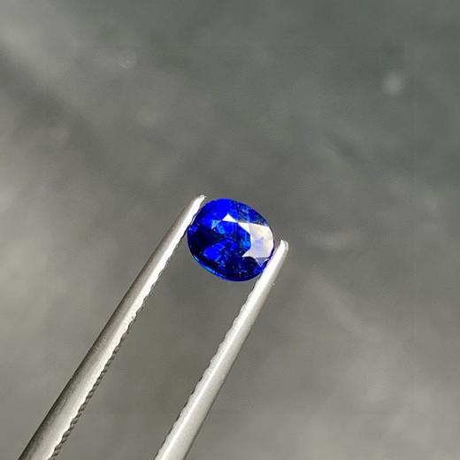 0.78ct 蓝宝石裸石 商品图6