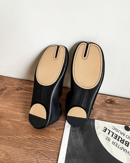 现货 THS 6.29-限时 M6家 女士 新款在售 巨巨软羊皮分趾皮鞋 BZ1187 商品图8