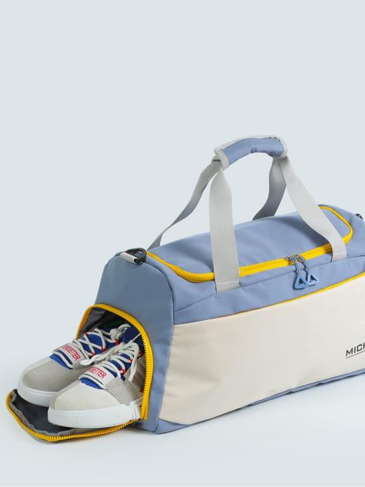 【健身旅行好搭档！运动休闲包】健身包湿分离游泳运动包男斜挎包大容量旅行包可插拉杆箱，侧面实用鞋仓设计，防止鞋子弄脏衣物。ry 商品图3