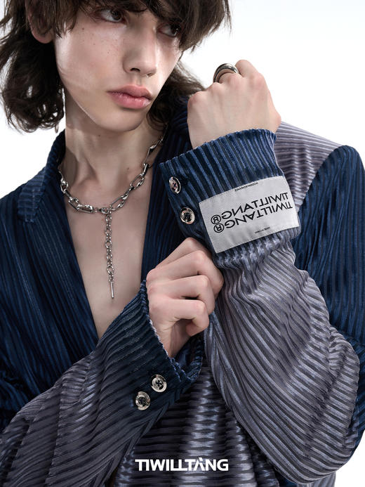 TIWILLTANG启世录“拟海泊浪”时装银蓝高级渐变缎绒轻奢西装套装 商品图2