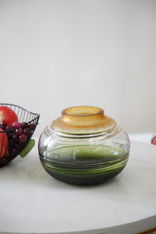 黄绿色花瓶 商品图0