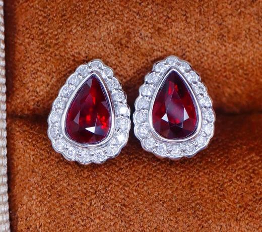 1ct 红宝石耳钉 商品图1