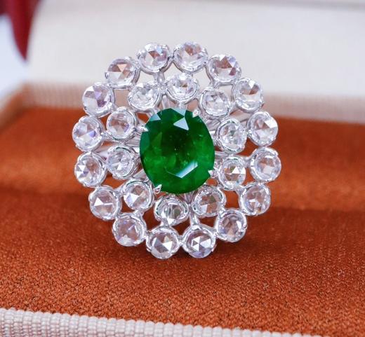 1.35ct 祖母绿戒指 商品图3