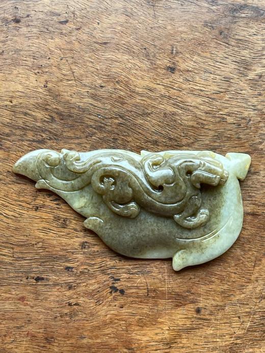 籽料糖沁白玉雕叶片螭龙把玩件，顺丰包邮 商品图1