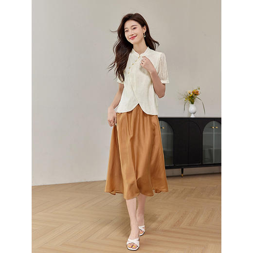 【专属特价】熙世界夏季女装新中式国风禅意立领斜襟衬衫天丝半身裙两件套装 商品图4