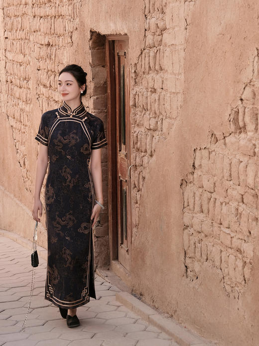 盛唐牡丹盛奢系列| 限量款| 高货-重缎龙纹旗袍(特殊商品不退不换) 商品图4