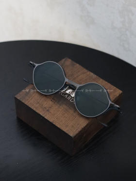 Rigards｜The Viridi Anne联名款深蓝色墨镜