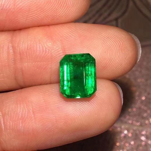2.38ct 祖母绿裸石 商品图2
